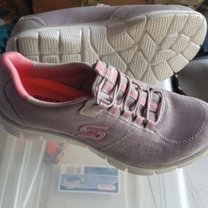 Skechers relaxed fit shoes